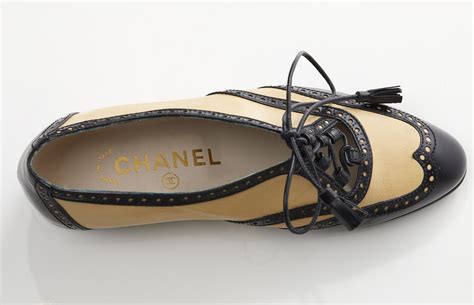 scarpa chanel gialla